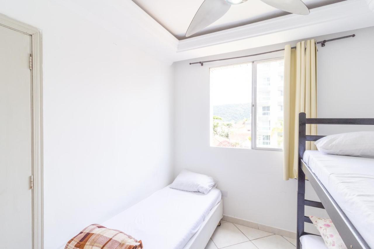 Le Monde Hostel Guaruja Luaran gambar